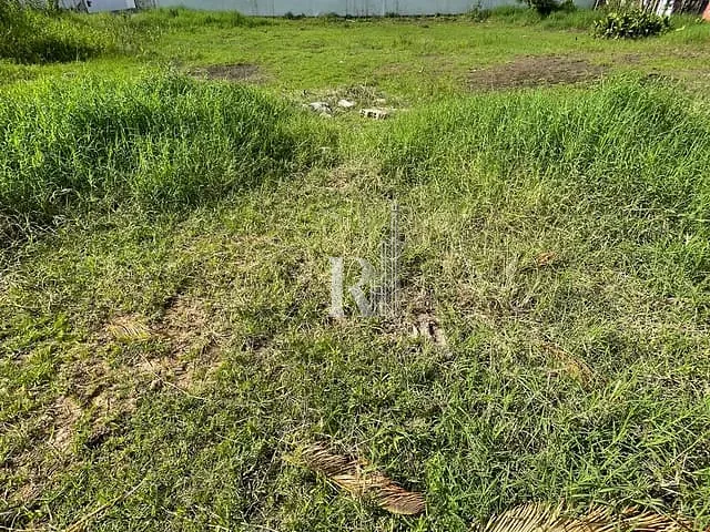 Terreno com 484m², à venda, no bairro Centro em Tijucas