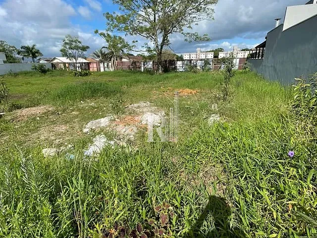 Terreno com 484m², à venda, no bairro Centro em Tijucas