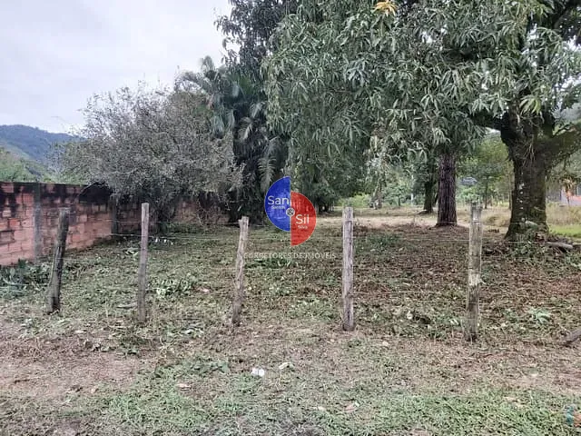 Terreno com 360m², à venda, no bairro Cidade Jardim Guapimirim em Guapimirim