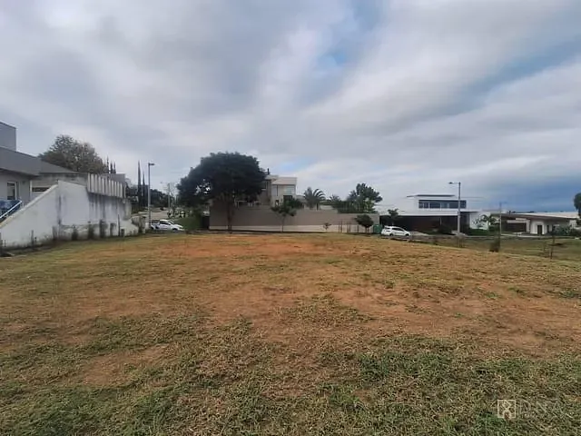 Terreno com 741m², à venda, no bairro Condomínio Reserva do Paratehy em São José dos Campos