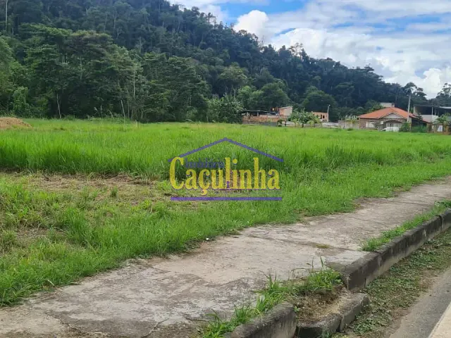 Terreno com 4000m², à venda, no bairro Centro em Piraí