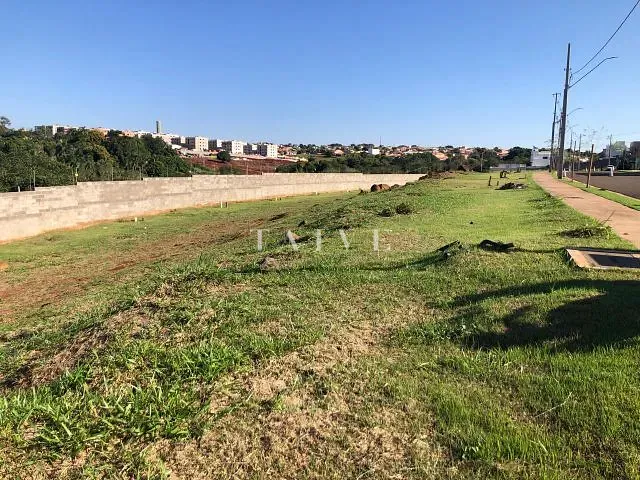 Terreno com 266m², à venda, no bairro Jardim Morumbi em Londrina