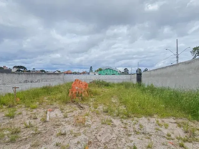 Terreno com 715m², à venda, no bairro Cajuru em Curitiba