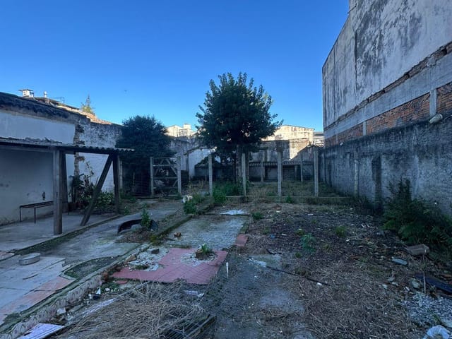 Terreno com 450m², à venda, no bairro Centro em Pelotas