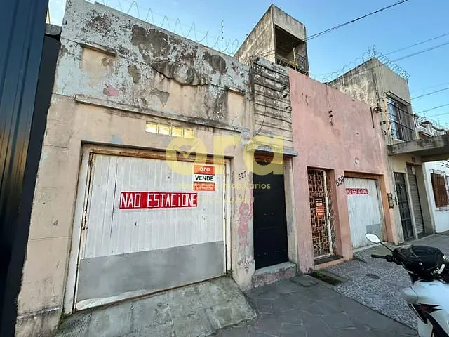 Terreno com 450m², à venda, no bairro Centro em Pelotas