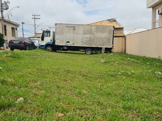 Terreno com 295m², à venda, no bairro Peró em Cabo Frio