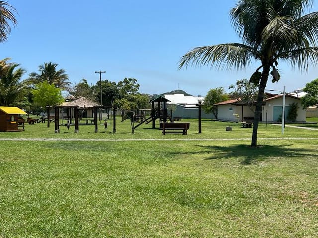 Terreno com 295m², à venda, no bairro Peró em Cabo Frio