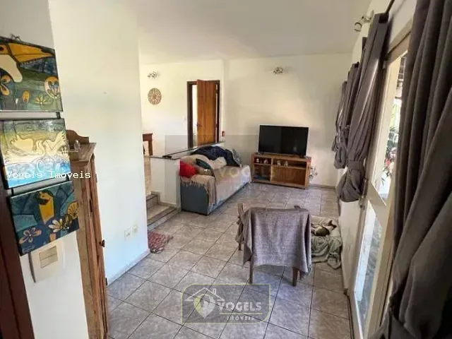 Chácara com 5000m² 4 quartos e 5 banheiros, à venda, no bairro Fundão em Holambra