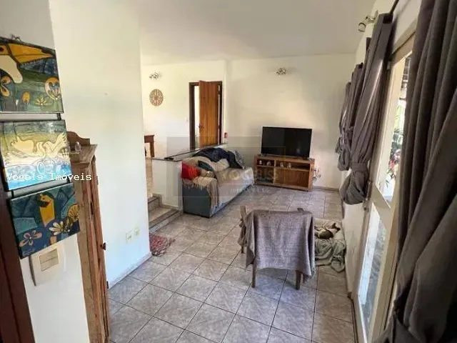 Chácara com 5000m² 4 quartos e 5 banheiros, à venda, no bairro Fundão em Holambra