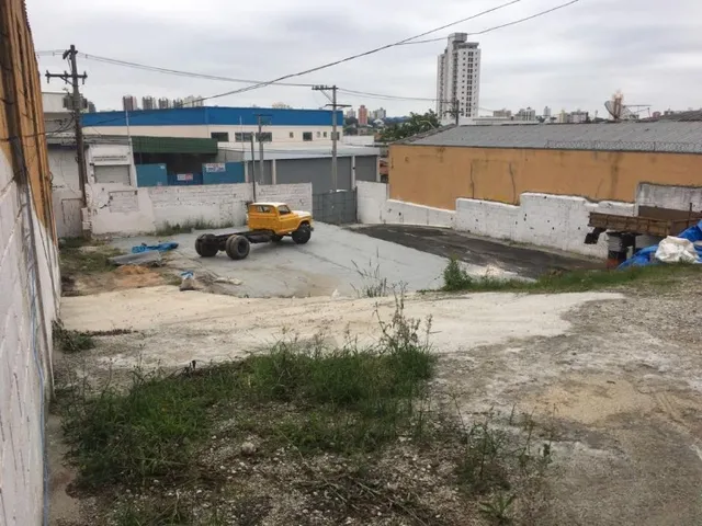 Terreno com 1105m², à venda ou para alugar, no bairro Vila Sacadura Cabral em Santo André