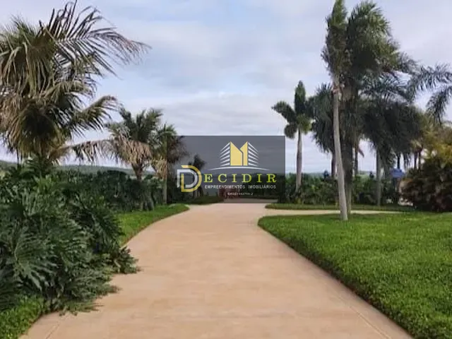 Terreno com 350m², à venda, no bairro Gleba II em Itaí