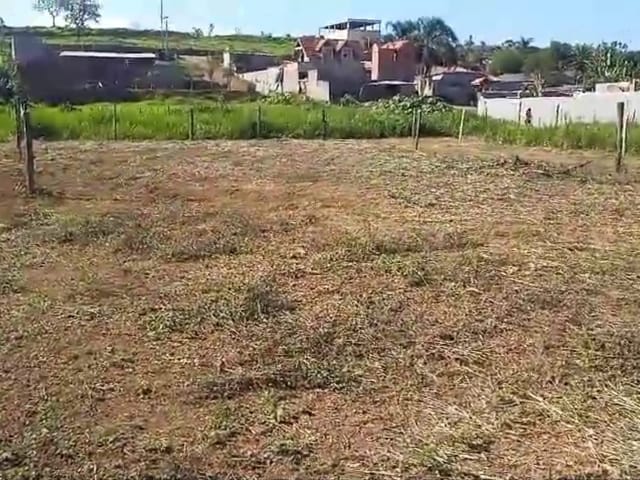 Terreno com 150m², à venda, no bairro Vazes em Cambuí