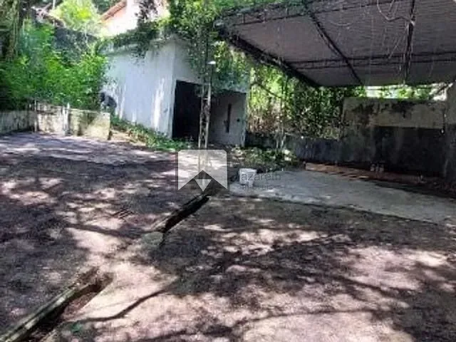 Terreno com 1000m², à venda, no bairro São Francisco em Niterói