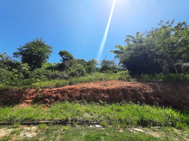 Terreno com 600m², à venda, no bairro Lagoa em Macaé