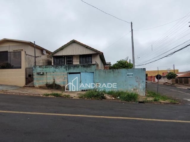 Casa com 195m², à venda, no bairro Jardim Aclimacao em Apucarana