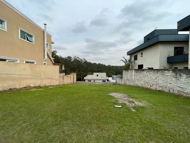 Terreno com 598m², à venda, no bairro Tamboré em Santana de Parnaíba