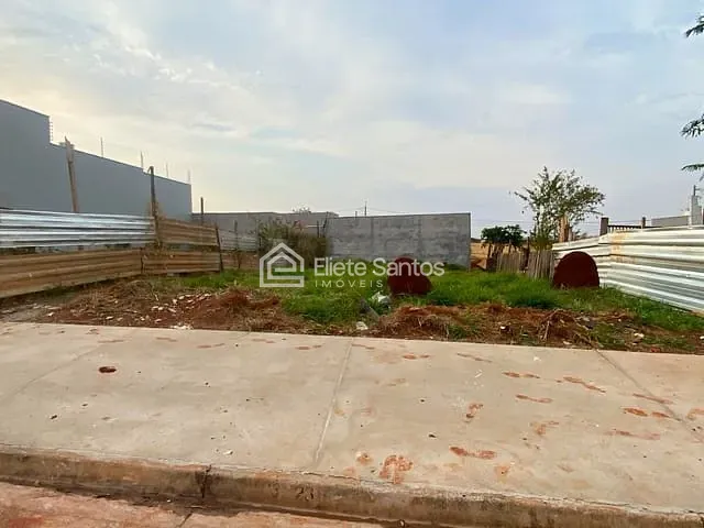 Terreno com 250m², à venda, no bairro Jardim Itapuã em Santa Bárbara D'Oeste