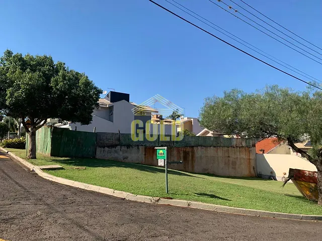 Terreno com 300m², à venda, no bairro Condomínio Vale do Arvoredo em Londrina