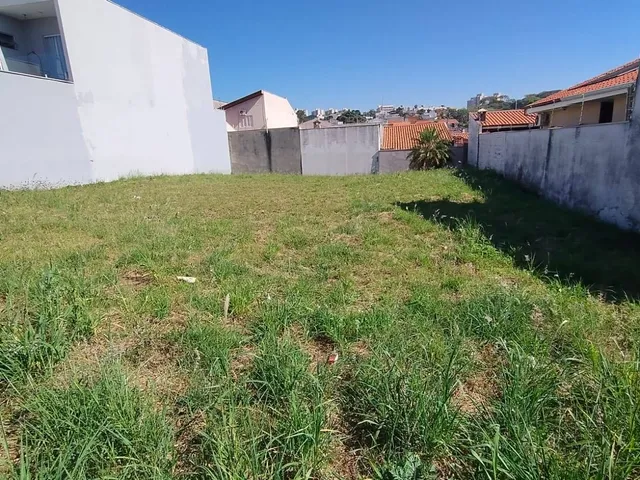 Terreno com 180m², à venda, no bairro Parque Novo Mundo em Americana