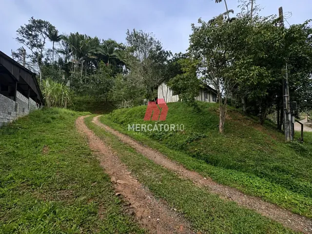 Terreno com 918m², à venda, no bairro Testo Salto em Blumenau