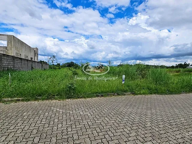 Terreno com 800m², à venda, no bairro Penedo em Itatiaia