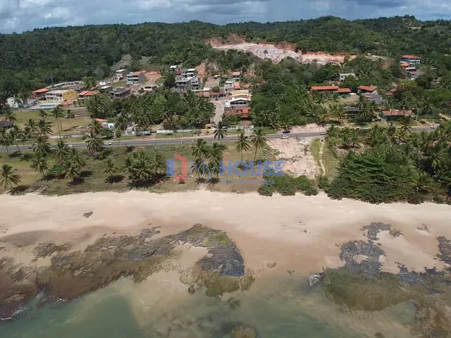 Terreno com 900m², à venda, no bairro zona sul em Ilhéus