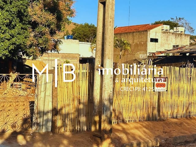 Terreno à venda, no bairro NOSSA SENHORA DE FÁTIMA em ASTOLFO DUTRA