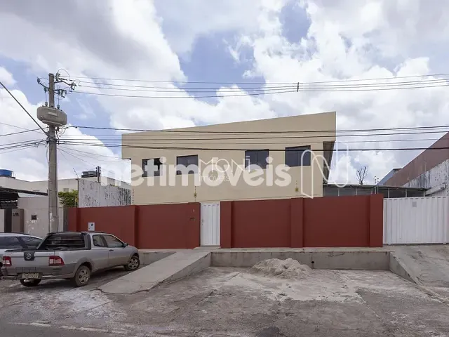 Terreno com 600m², à venda, no bairro Setor de Indústrias Bernardo Sayão (Núcleo Bandeirante) em Brasília