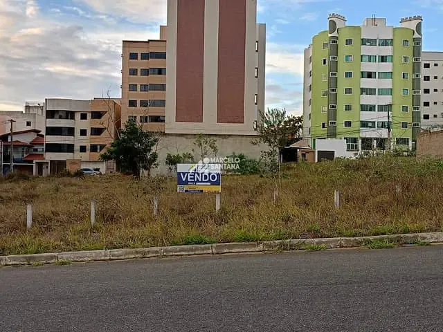 Terreno com 1188m², à venda, no bairro Candeias em Vitória da Conquista