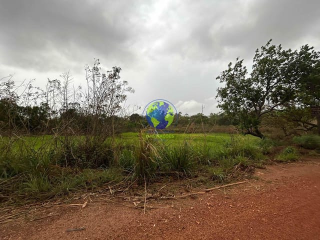 Terreno com 7000m², à venda, no bairro Petrópolis em Várzea Grande