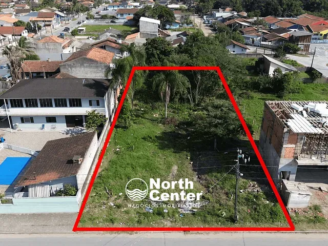 Terreno com 1750m², à venda, no bairro Centro em Balneário Barra do Sul