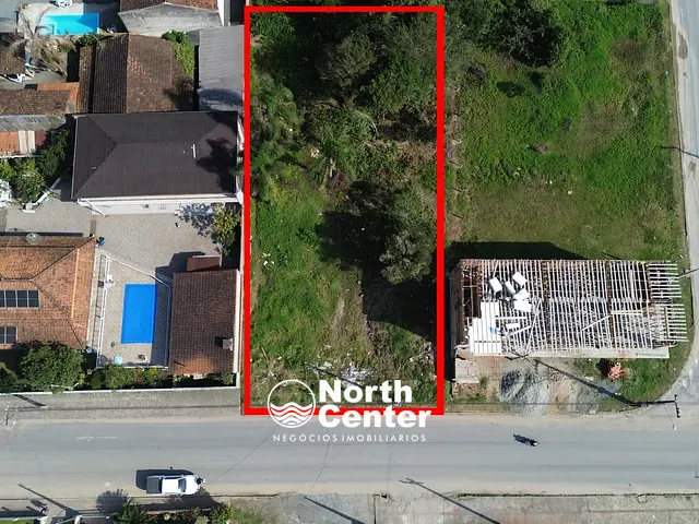 Terreno com 1750m², à venda, no bairro Centro em Balneário Barra do Sul