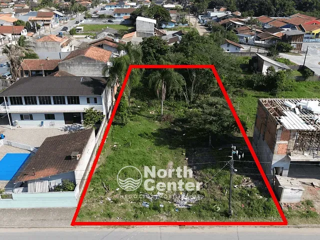Terreno com 1750m², à venda, no bairro Centro em Balneário Barra do Sul