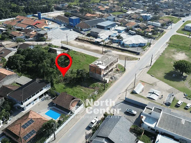 Terreno com 1750m², à venda, no bairro Centro em Balneário Barra do Sul