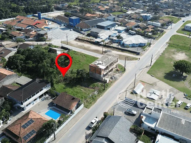 Terreno com 1750m², à venda, no bairro Centro em Balneário Barra do Sul