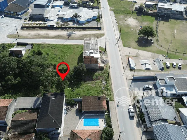 Terreno com 1750m², à venda, no bairro Centro em Balneário Barra do Sul