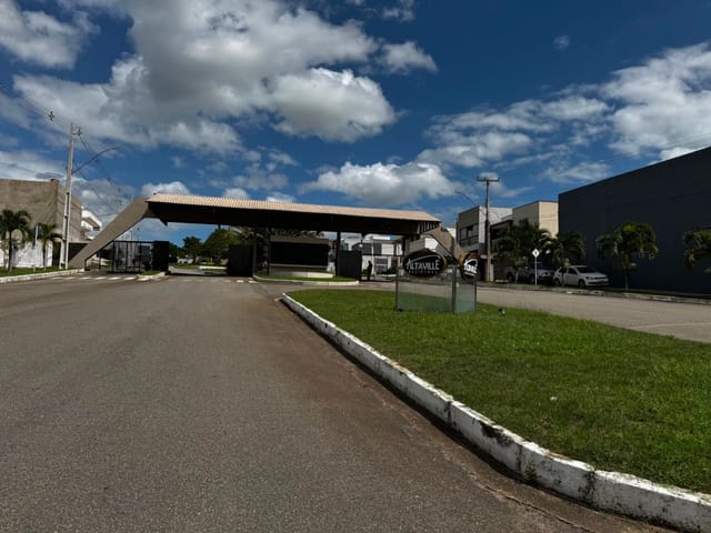 Terreno com 360m², à venda, no bairro Canafístula em Arapiraca