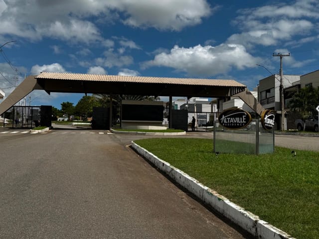 Terreno com 360m², à venda, no bairro Canafístula em Arapiraca