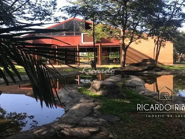 Terreno com 2158m², à venda, no bairro Parque Residencial Morumbi em Senador Canedo