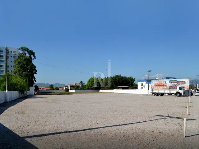 Terreno com 7300m², à venda, no bairro Centro em Tijucas