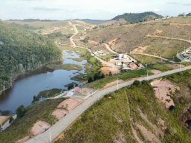 Terreno com 568m², à venda, no bairro Grama em Juiz de Fora