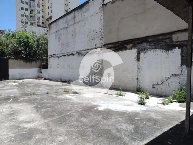 Terreno com 220m², para alugar, no bairro Centro em Niterói