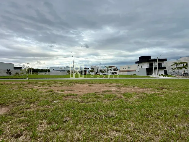 Terreno com 345m², à venda, no bairro Eugênio de Mello em São José dos Campos