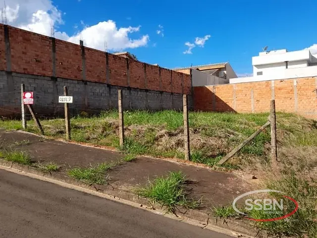 Terreno com 313m², à venda, no bairro Jardim Maria Helena em Nova Odessa