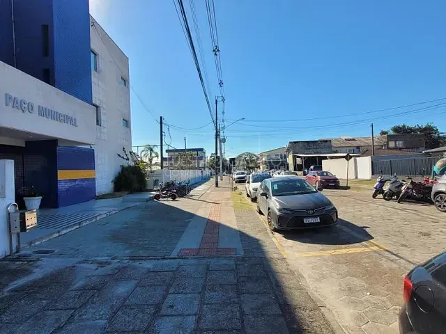 Terreno com 384m², à venda, no bairro Centro em Guaratuba