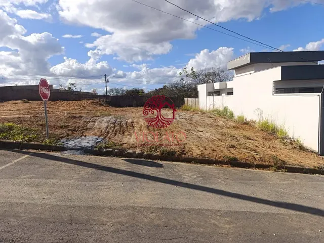 Terreno com 360m², à venda, no bairro Residencial Parque dos Buritis em Lagoa Santa