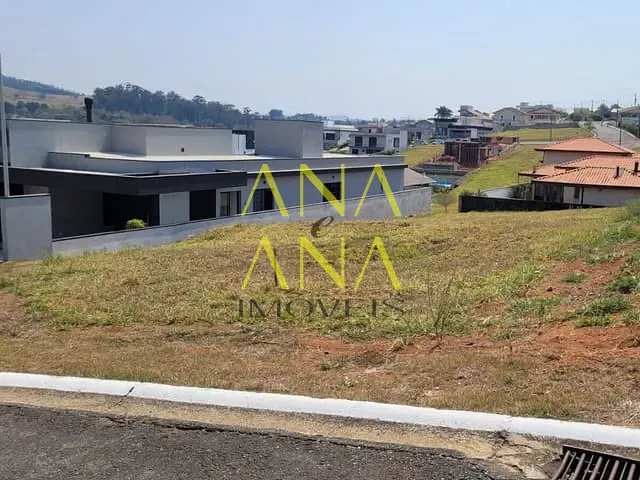 Terreno com 646m², à venda, no bairro Condomínio Jardim Flamboyan em Bragança Paulista