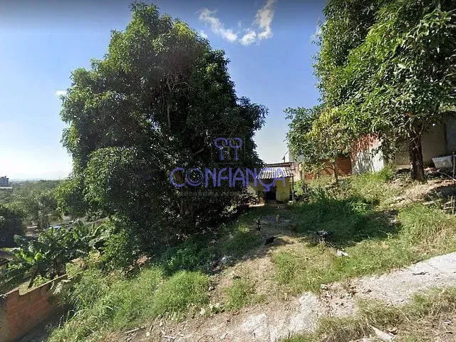 Terreno com 235m², à venda, no bairro Santa Cruz em Rio de Janeiro