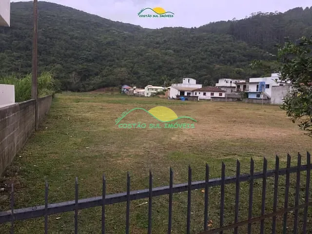 Terreno com 81006m², à venda, no bairro Pântano do Sul em Florianópolis