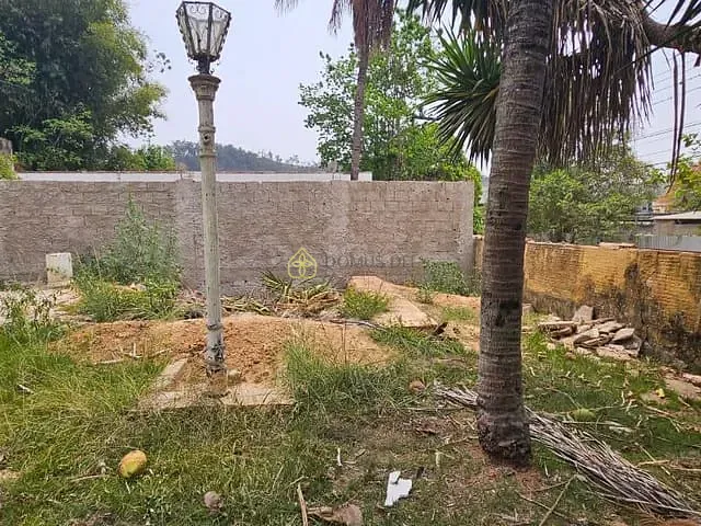 Terreno com 502m², à venda, no bairro Colônia Santo Antônio em Barra Mansa